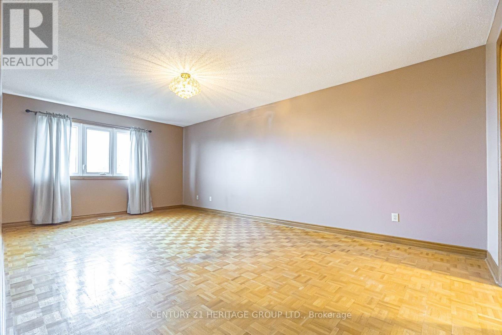 100 Adrianno Crescent, Vaughan, Ontario  L4L 5R6 - Photo 16 - N13860590