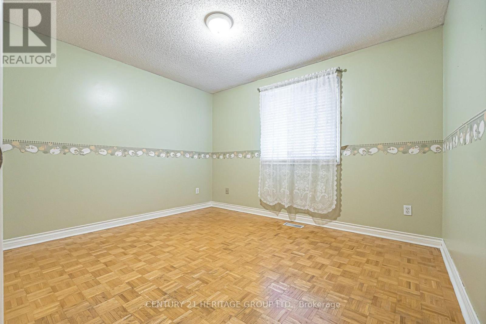 100 Adrianno Crescent, Vaughan, Ontario  L4L 5R6 - Photo 21 - N13860590