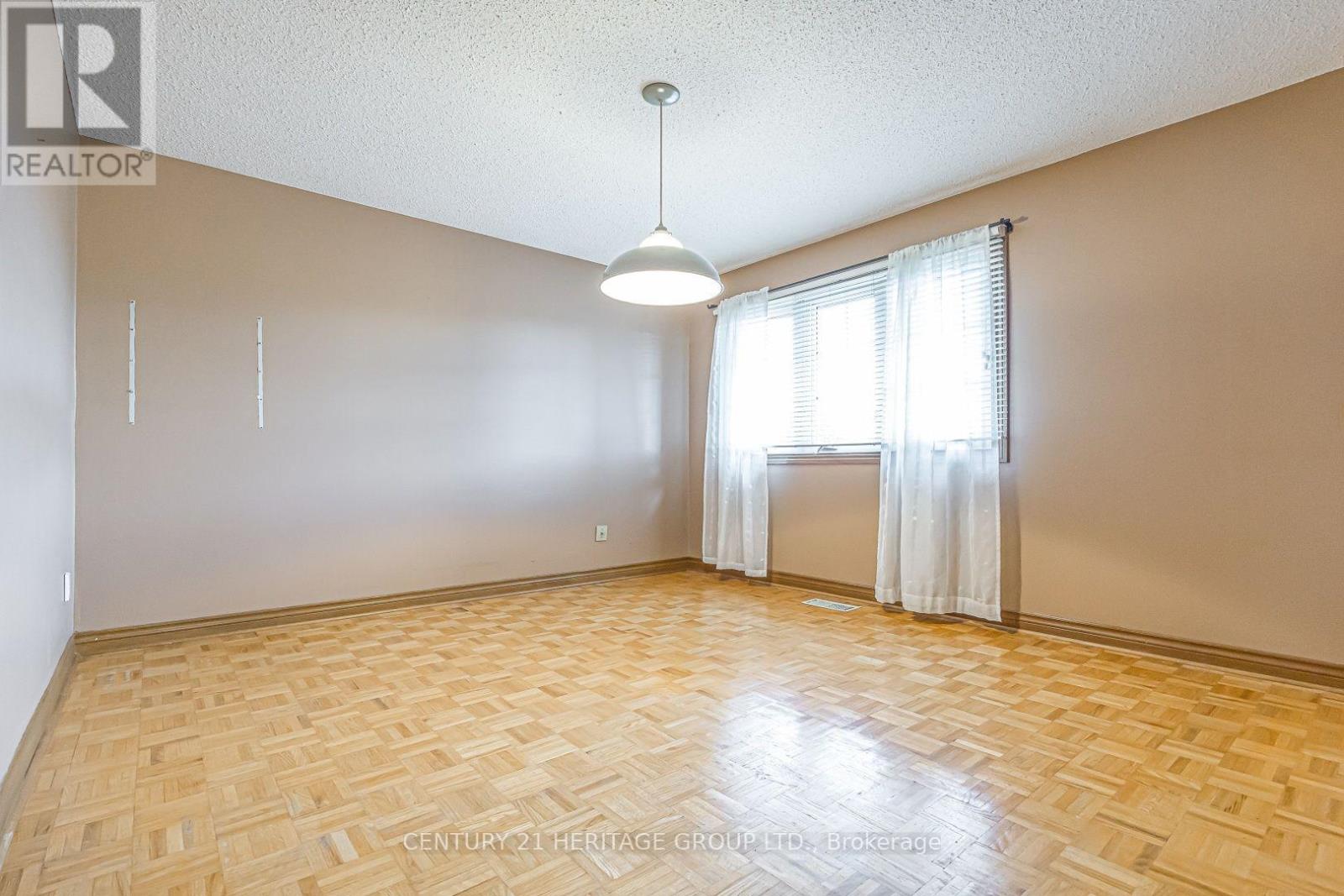 100 Adrianno Crescent, Vaughan, Ontario  L4L 5R6 - Photo 23 - N13860590