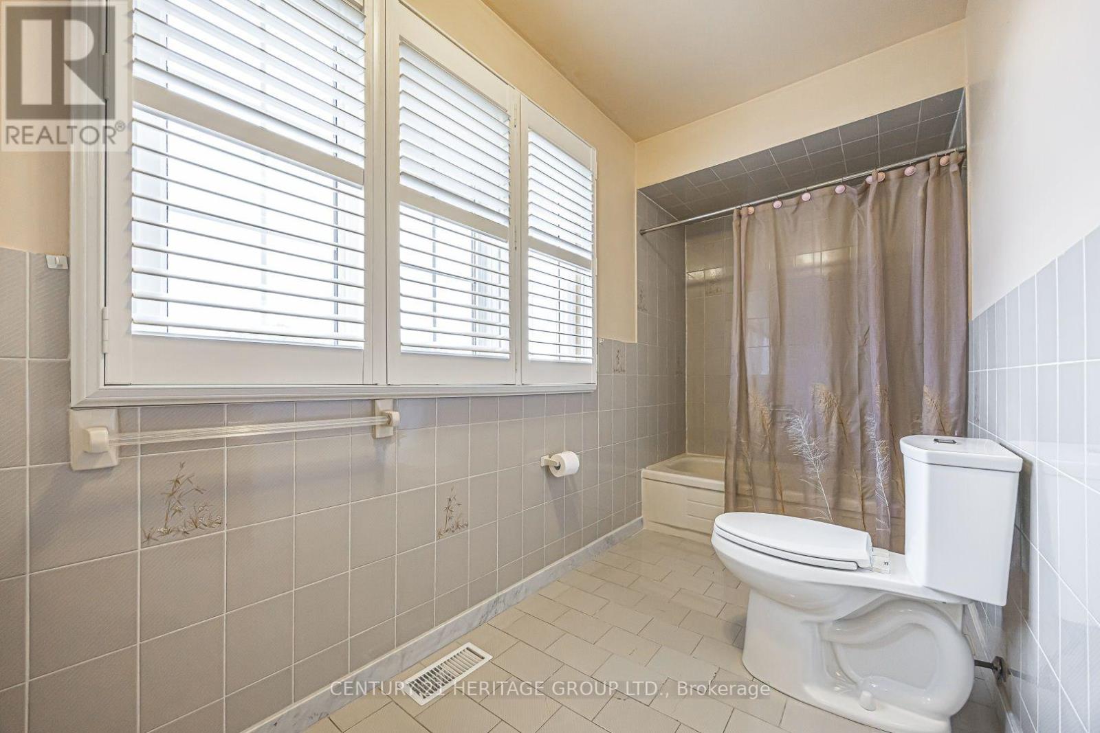 100 Adrianno Crescent, Vaughan, Ontario  L4L 5R6 - Photo 26 - N13860590