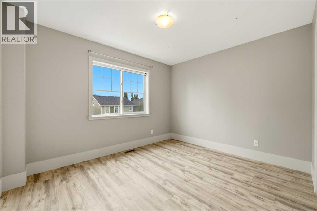 16 Cougartown Place SW, Calgary, Alberta  T3H 0A2 - Photo 32 - A2347508