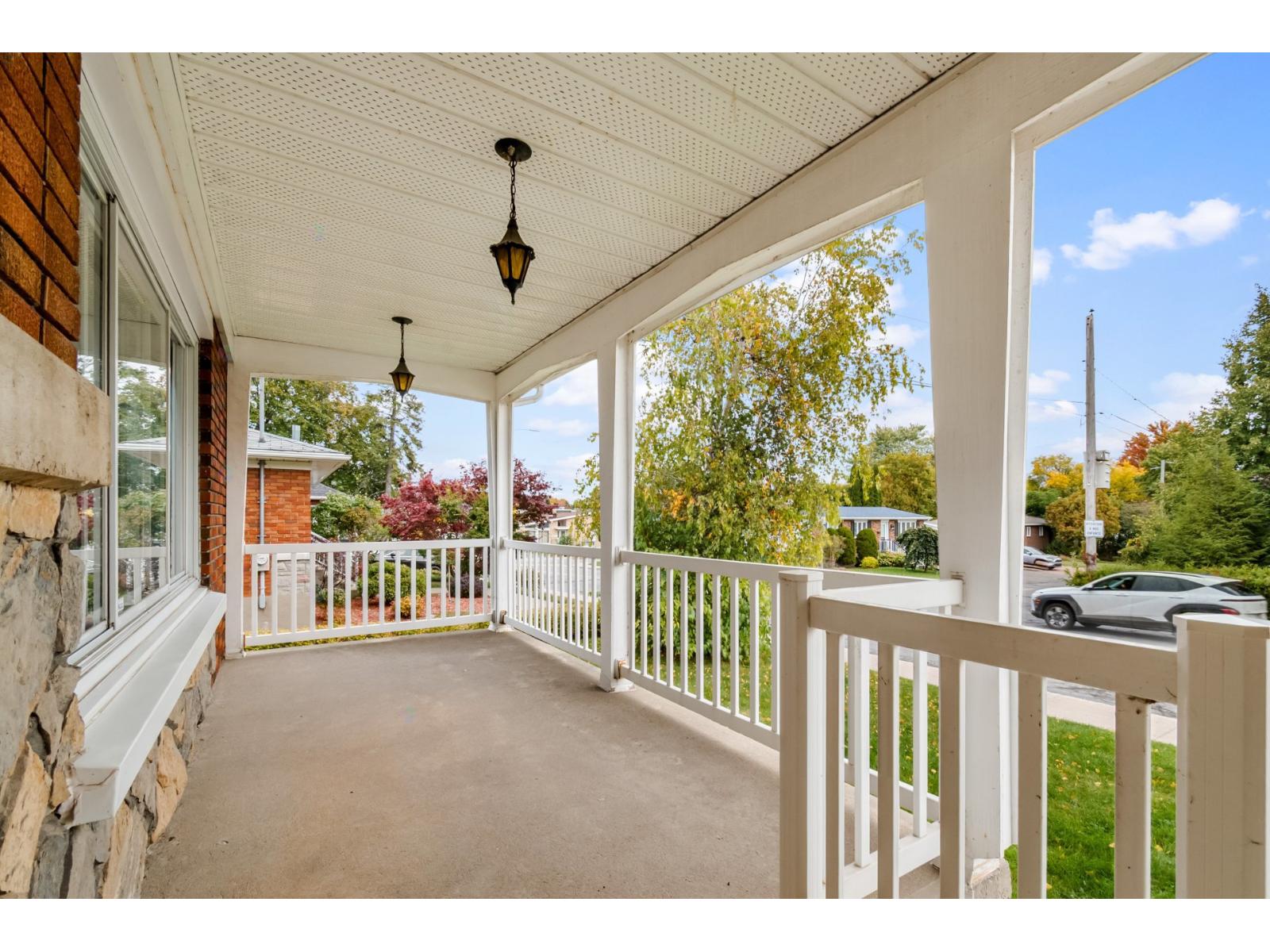 10 Rue Wilbrod Châteauguay Quebec Canada J6K3P5 3
