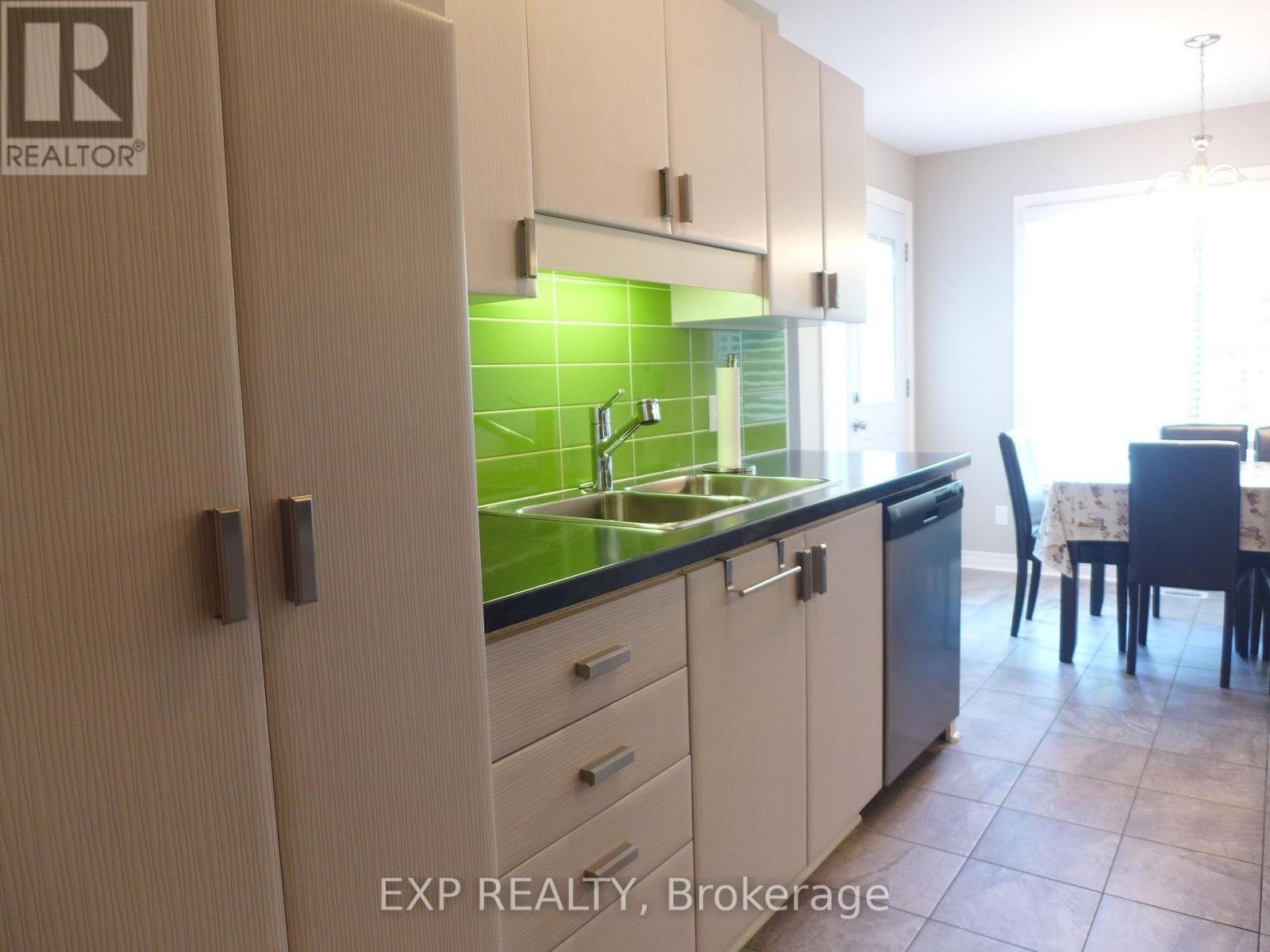 117 Thornbury Crescent, Ottawa, Ontario  K2G 6J1 - Photo 12 - X13860664
