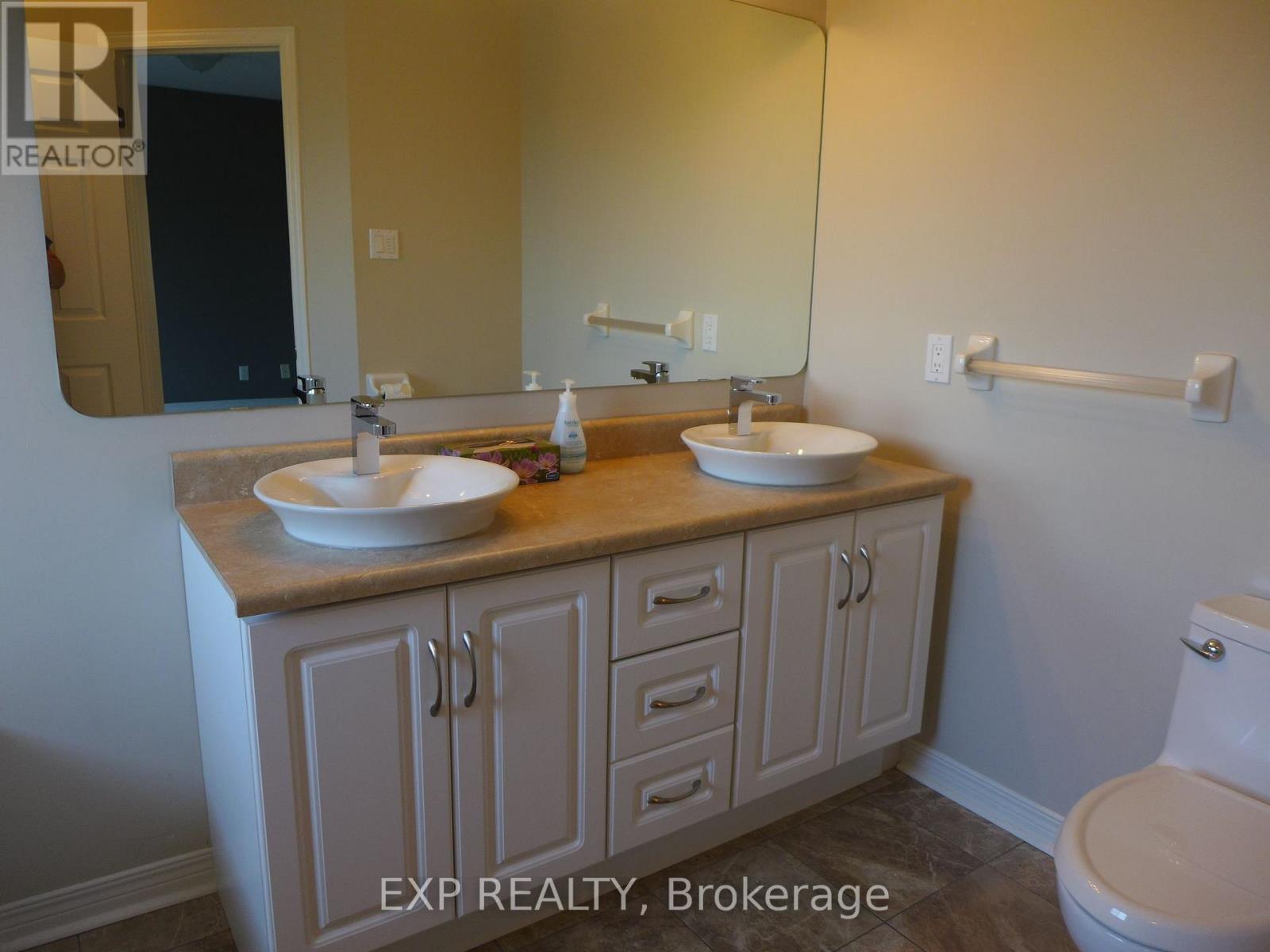 117 Thornbury Crescent, Ottawa, Ontario  K2G 6J1 - Photo 22 - X13860664