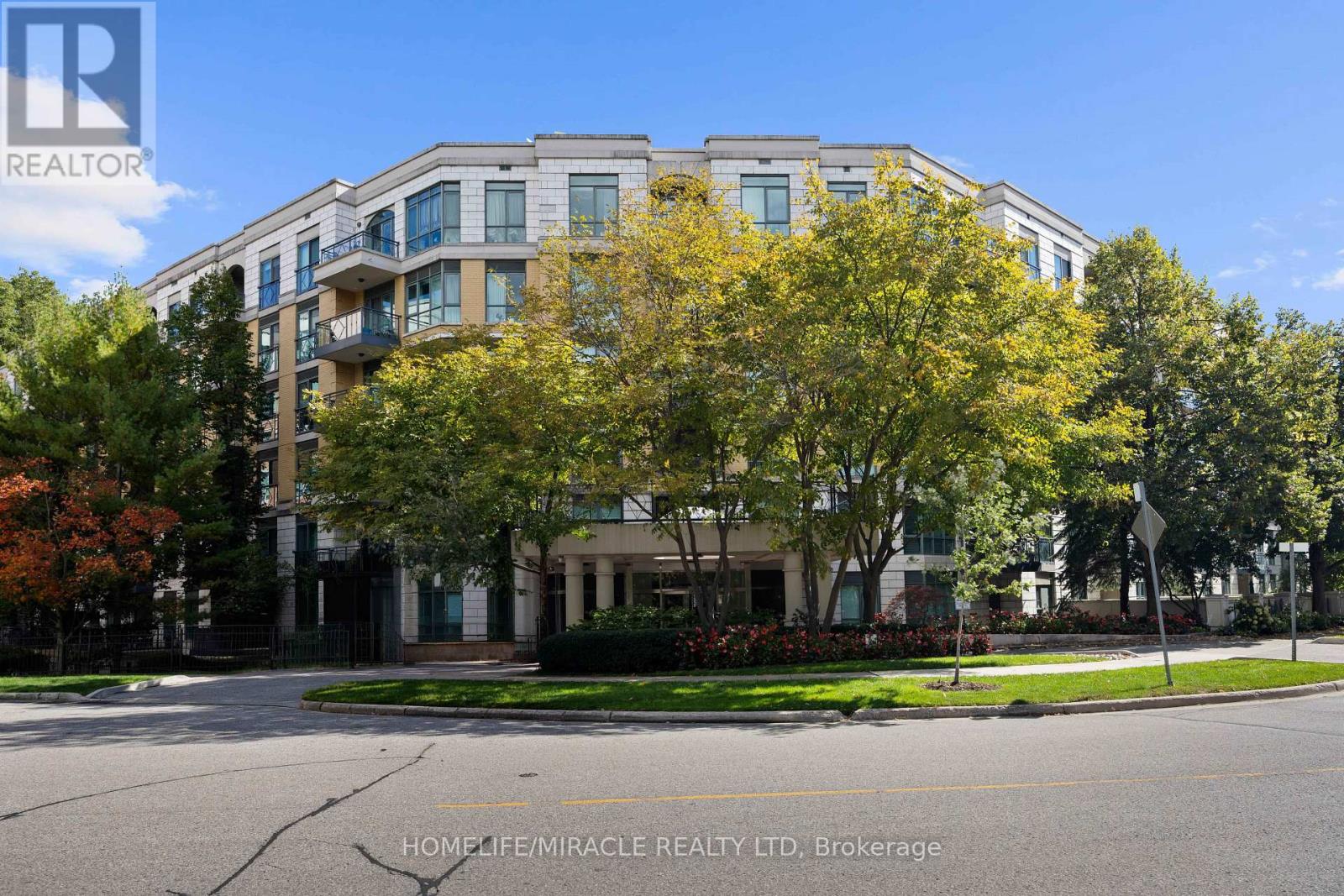 308 - 11 WILLIAM CARSON CRESCENT, Toronto, Ontario
