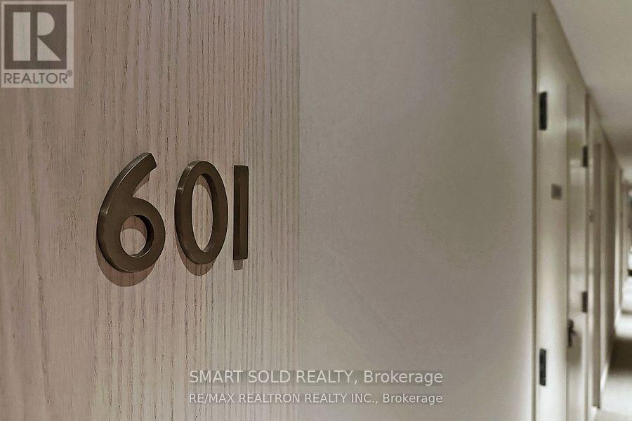 601 - 115 Blue Jays Way, Toronto, Ontario  M5V 3T3 - Photo 4 - C13860710