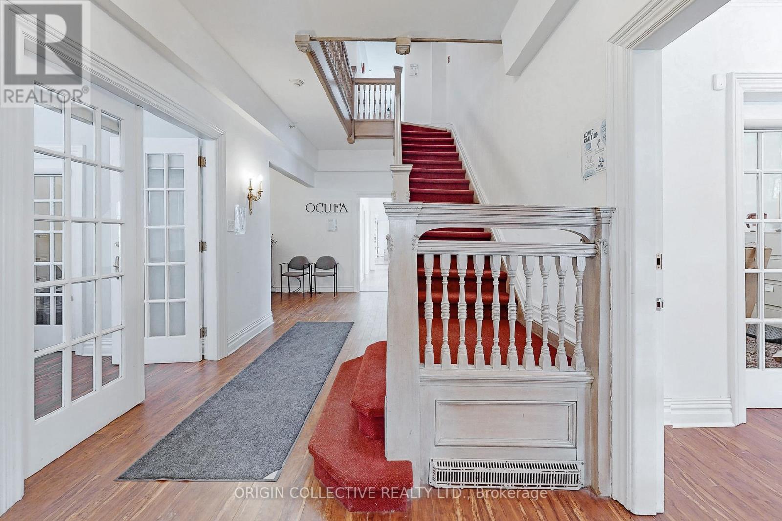 1 - 17 Isabella Street, Toronto, Ontario  M4Y 1M7 - Photo 1 - C13860720