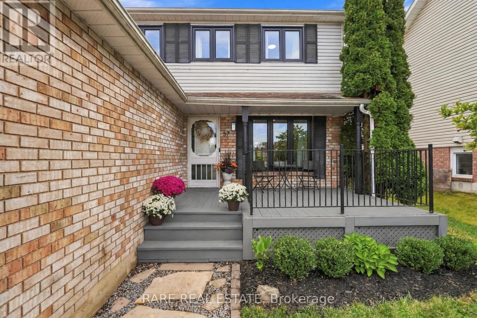 57 Fenwick Avenue, Clarington, Ontario  L1C 4S2 - Photo 4 - E13860660