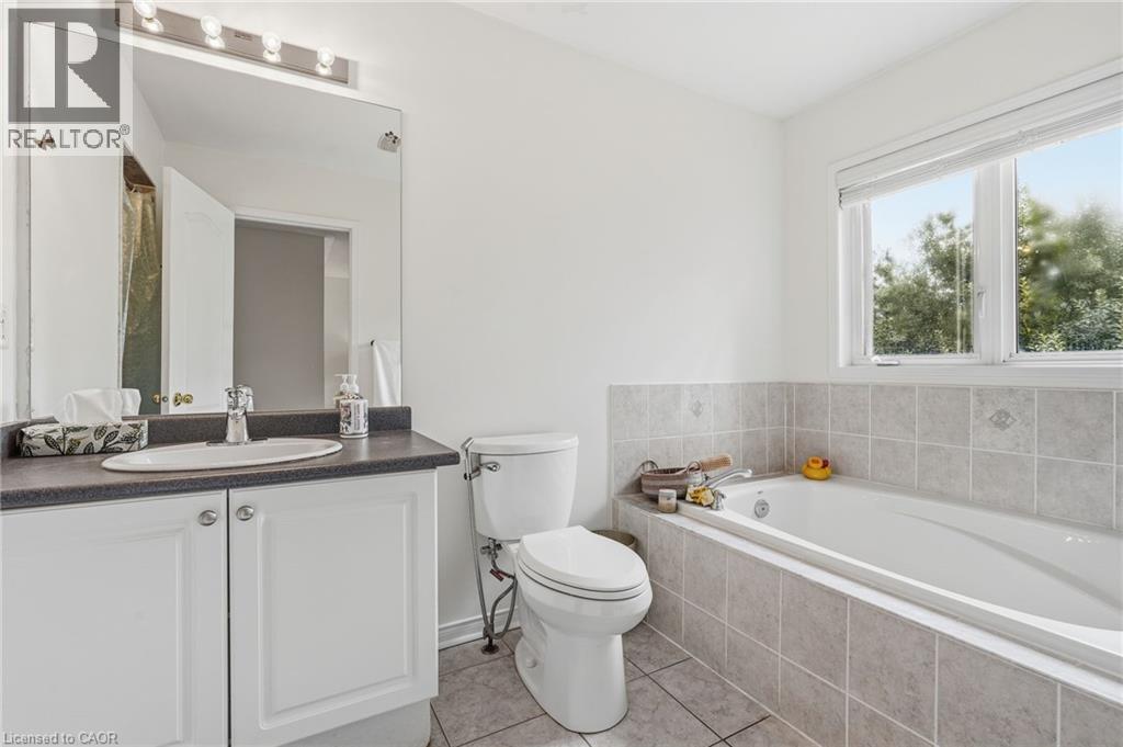 4828 Verdi Street, Burlington, Ontario  L7M 0H7 - Photo 25 - 40865034