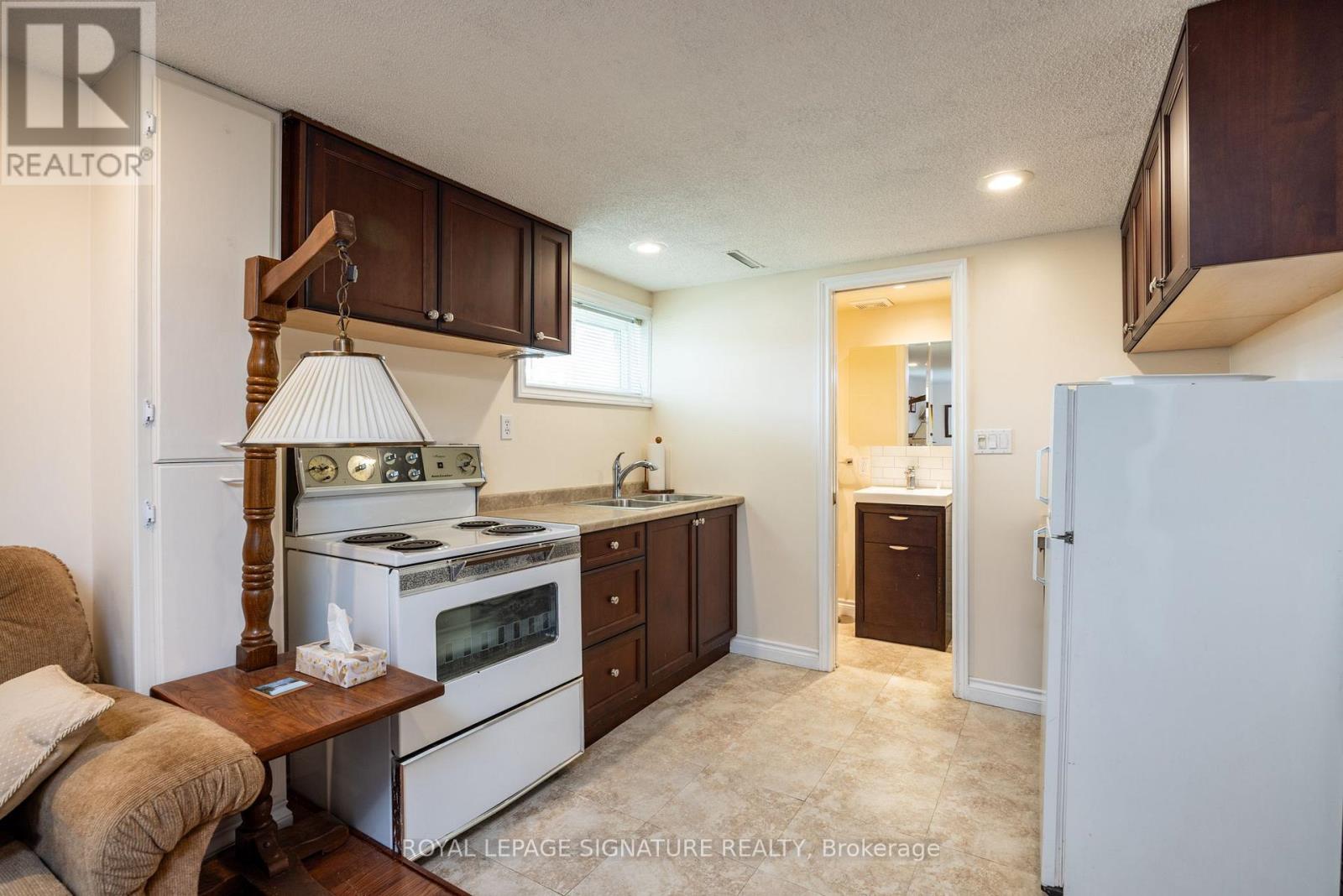 44 - 51 Broadfield Drive, Toronto, Ontario  M9C 5P2 - Photo 42 - W13860672