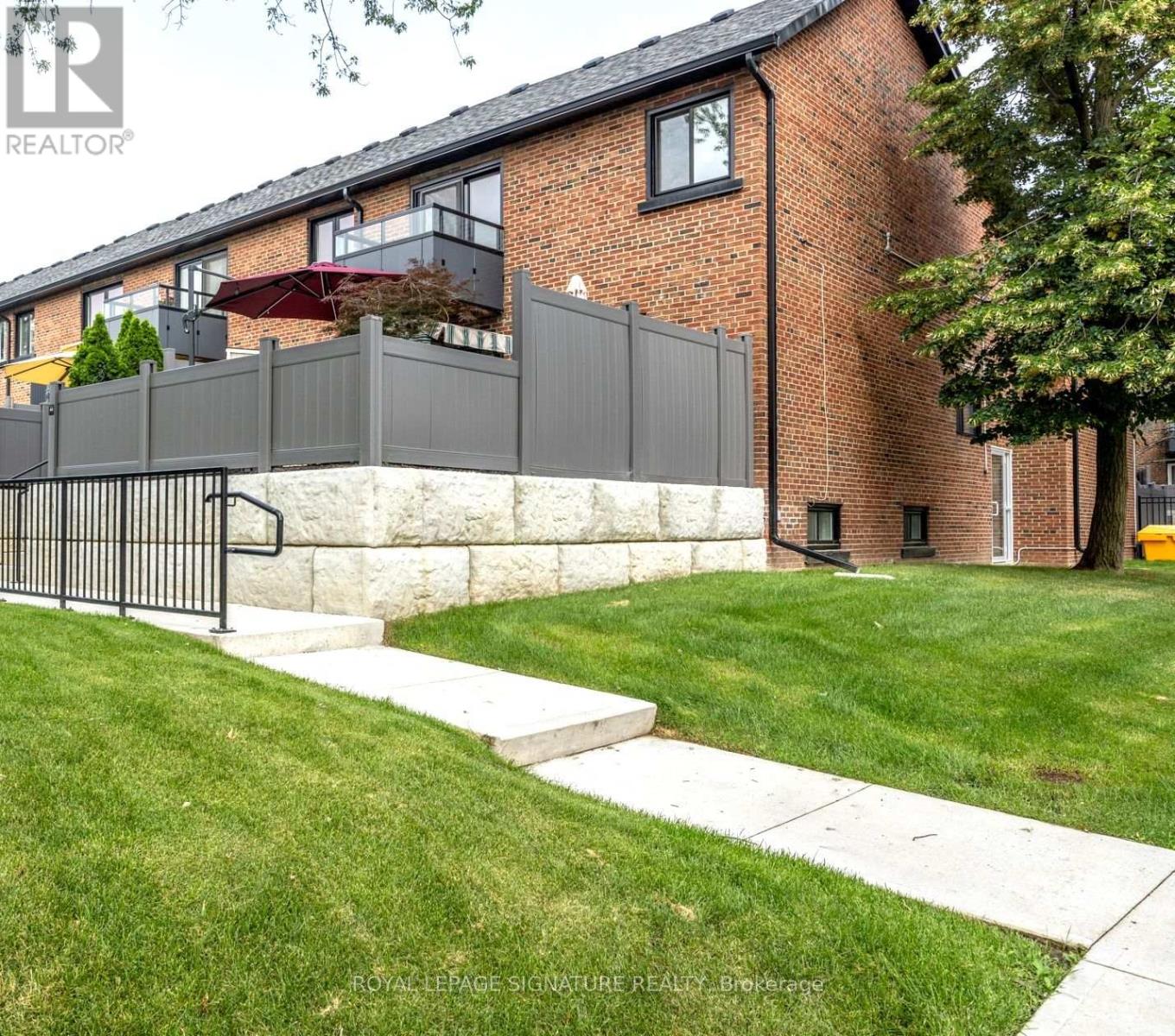 44 - 51 Broadfield Drive, Toronto, Ontario  M9C 5P2 - Photo 7 - W13860672