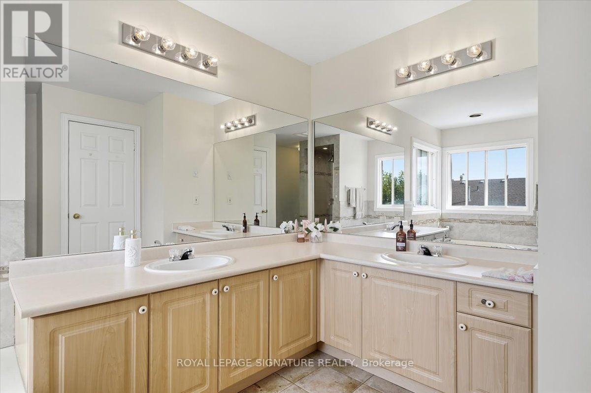7010 Gooderham Estate Boulevard, Mississauga (Meadowvale Village), Ontario  L5W 1G1 - Photo 21 - W13860708
