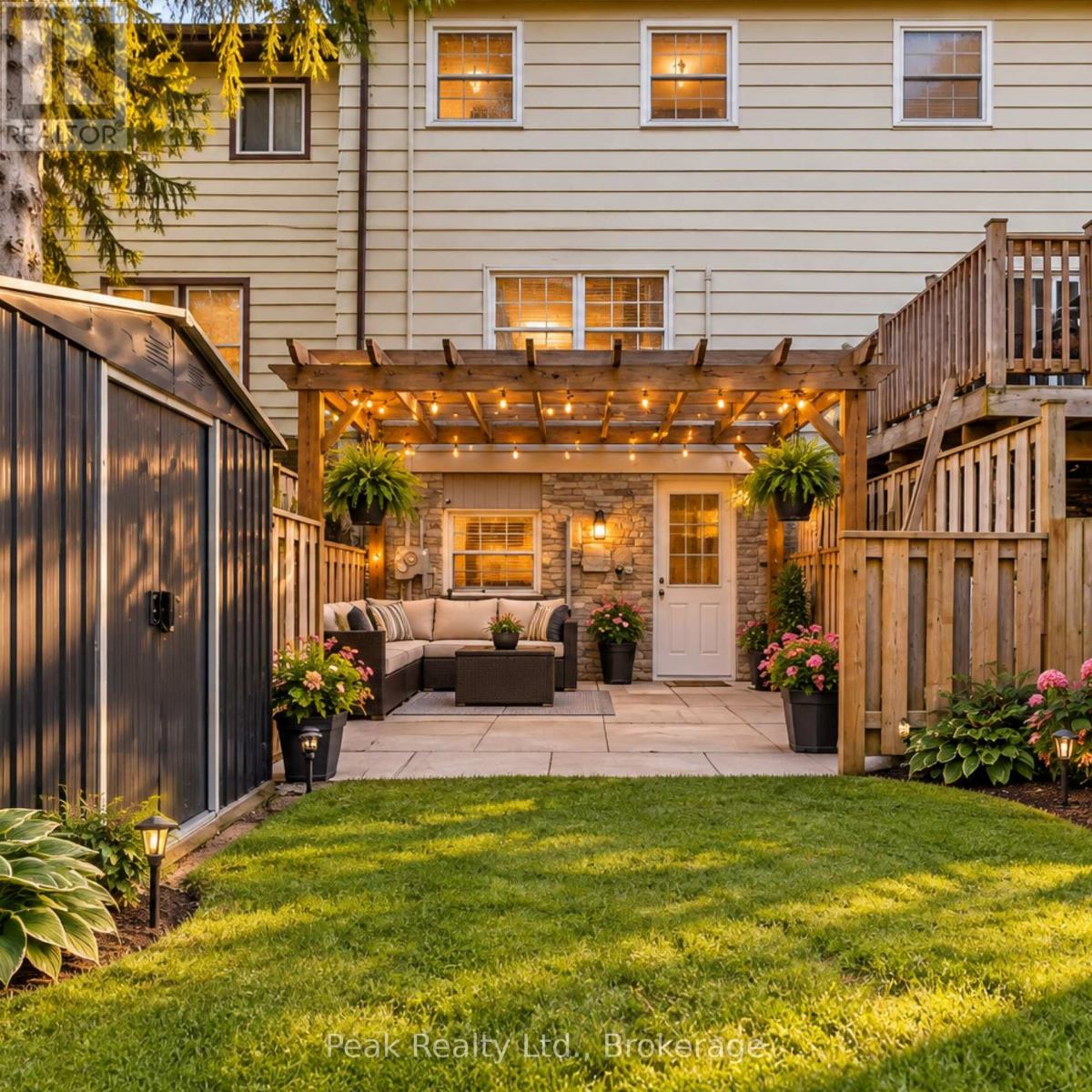 1673 APPLEWOOD CRESCENT, Peterborough, Ontario