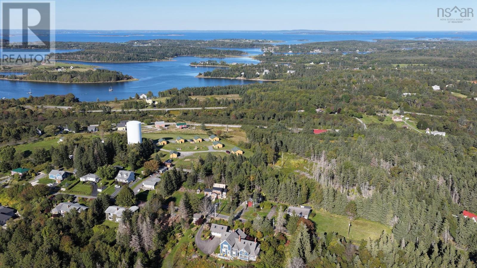 93 Hospital Road, Lunenburg, Nova Scotia  B0J 2C0 - Photo 28 - 202624710