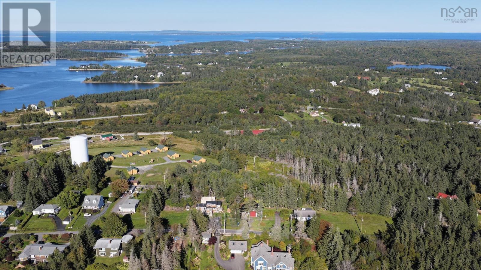 93 Hospital Road, Lunenburg, Nova Scotia  B0J 2C0 - Photo 36 - 202624710