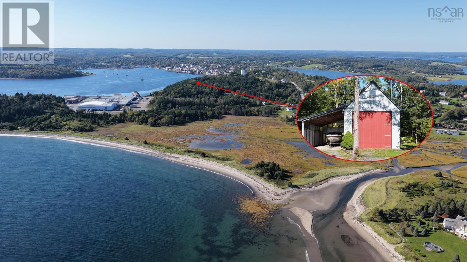 93 Hospital Road, Lunenburg, Nova Scotia  B0J 2C0 - Photo 2 - 202624710