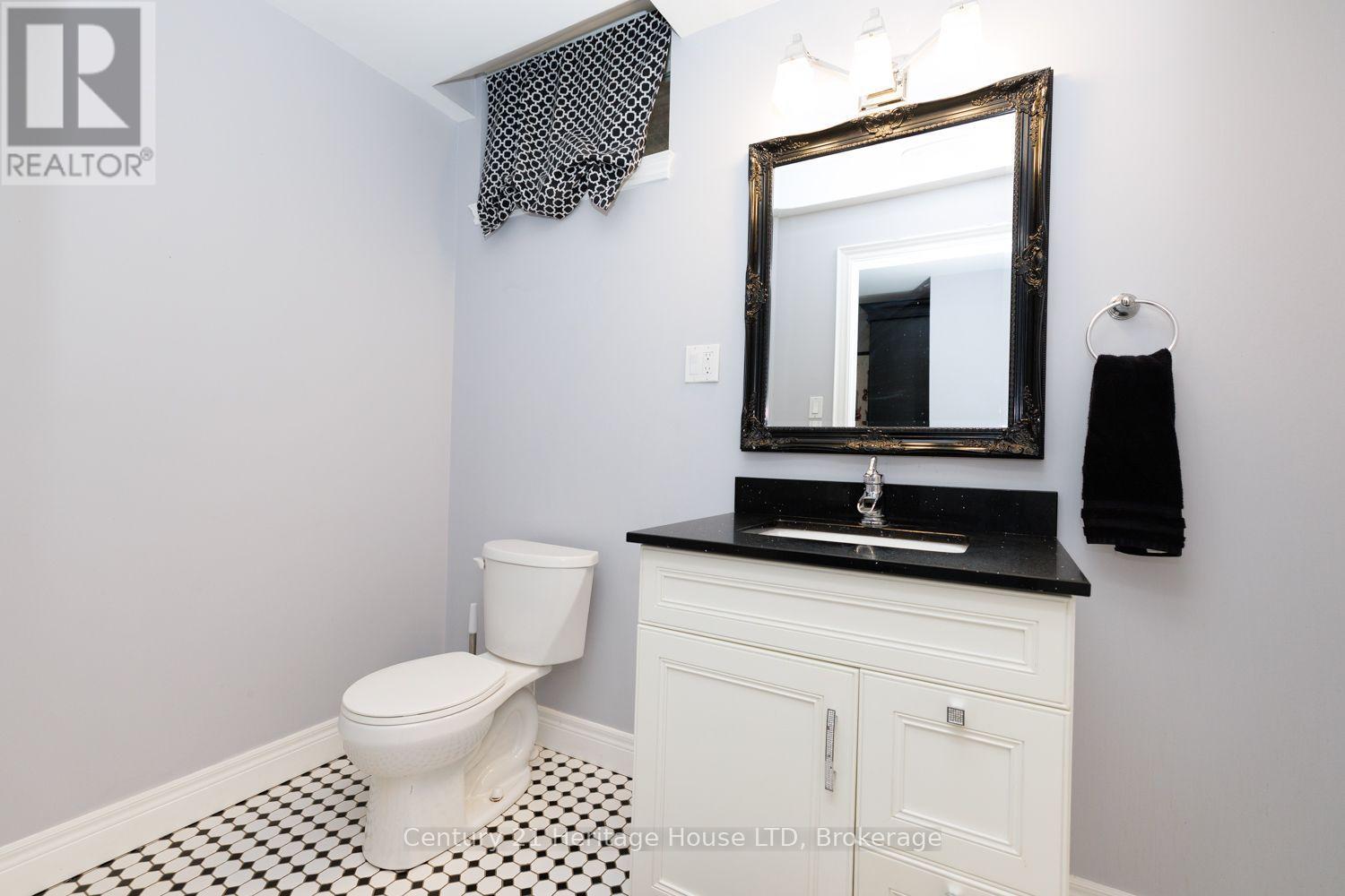 7 Kenmar Court, St. Catharines, Ontario  L2P 0E4 - Photo 32 - X13847906