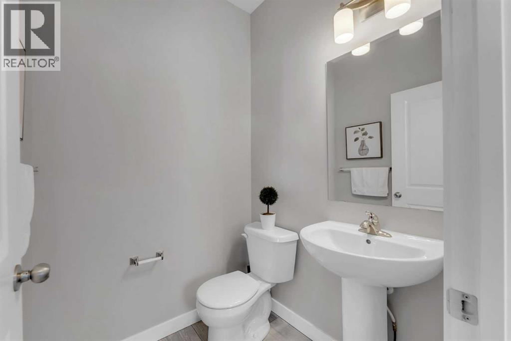 328 Midtown Gate SW, Airdrie, Alberta  T4B 4C9 - Photo 15 - A2343535