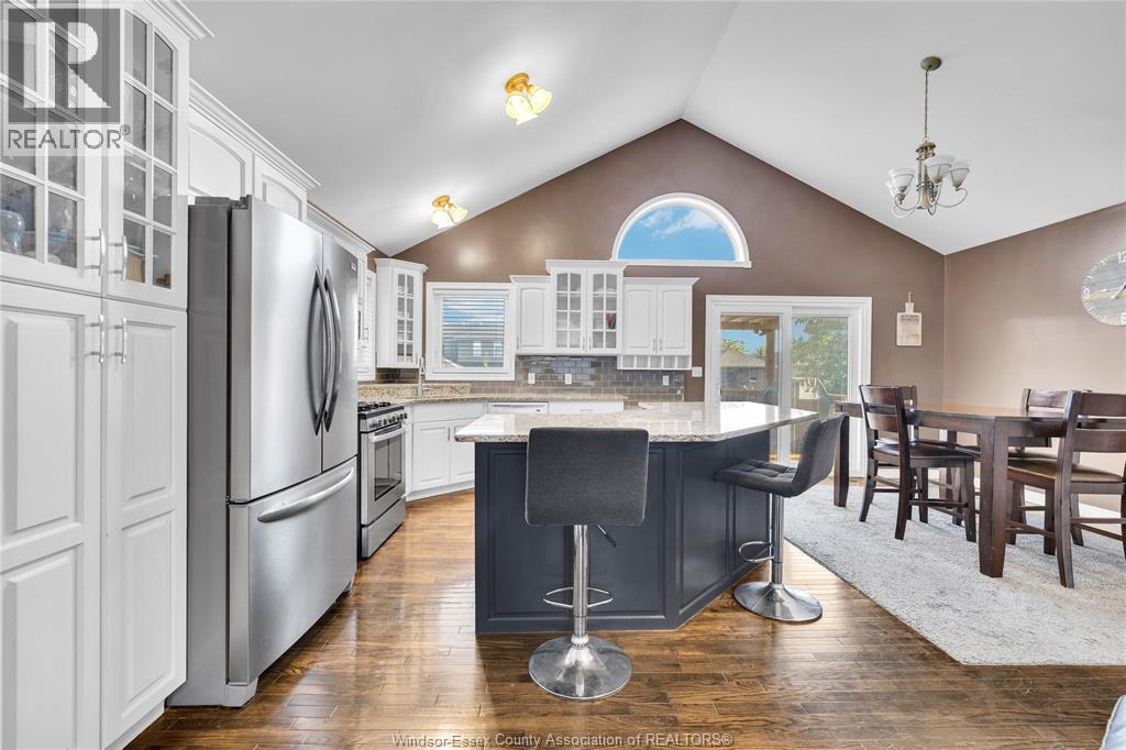 237 Woodview Drive, Essex, Ontario  N8M 3E9 - Photo 7 - 26023757