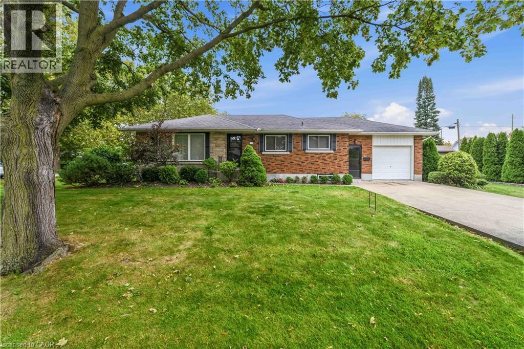 4 REGINA Avenue, St. Catharines, Ontario