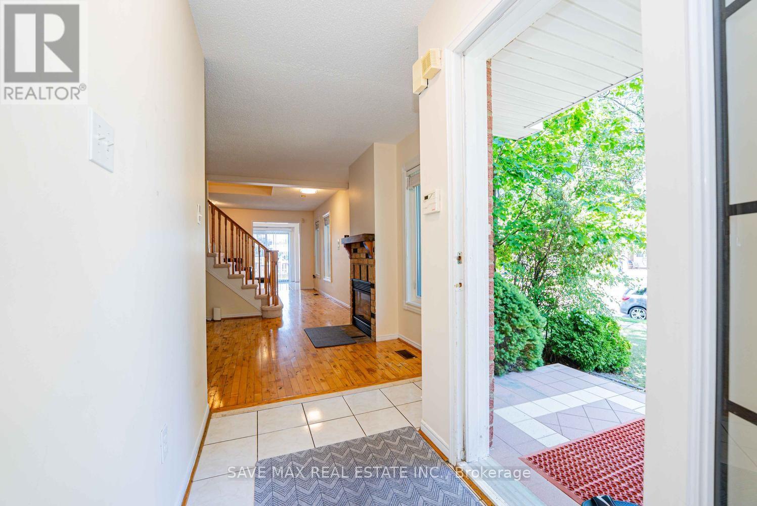 1 Kitto Court, Brampton, Ontario  L6Y 4Z2 - Photo 5 - W13789520