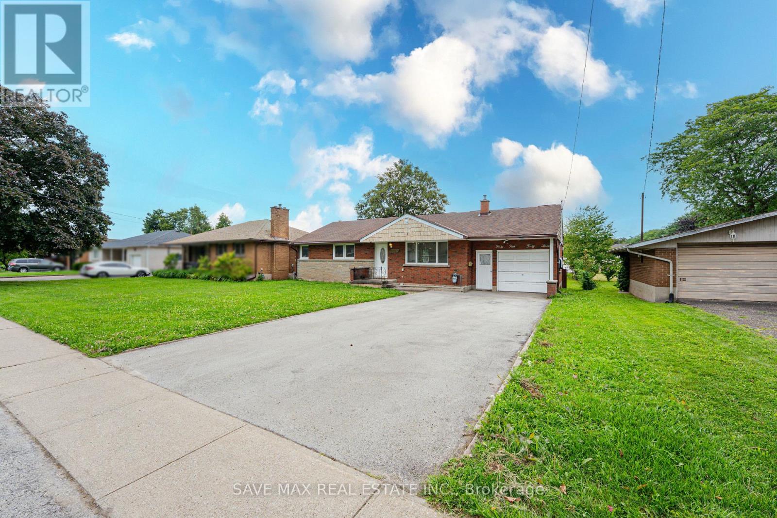 4443 Dorchester Road, Niagara Falls, Ontario  L2E 6N5 - Photo 3 - X13782312