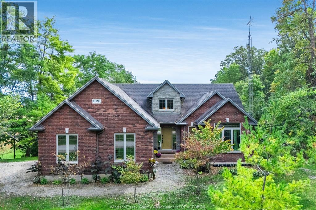 MLS# 26024362: 21096 Cemetery ROAD, Wheatley, Canada