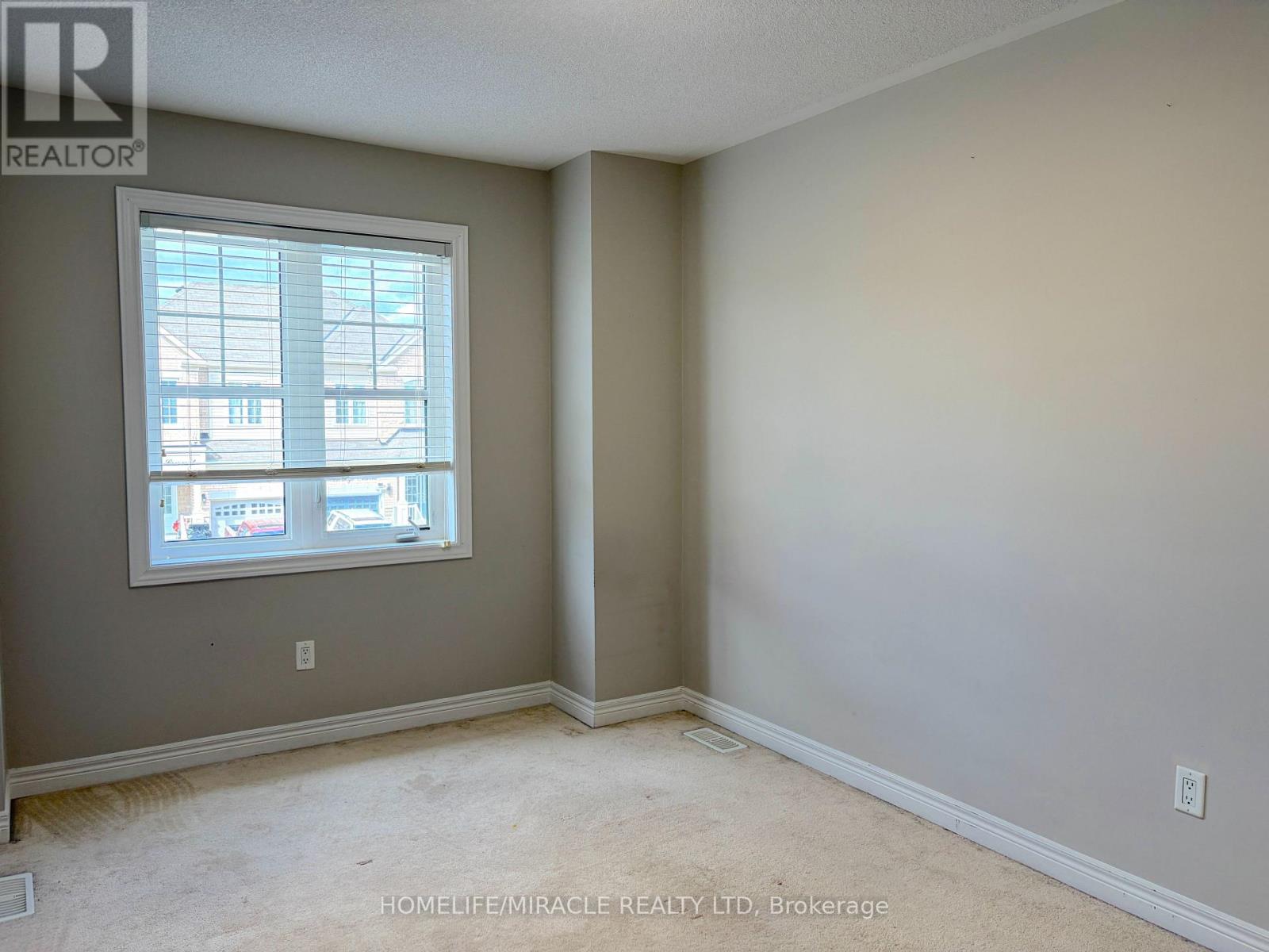 15 Banbridge Crescent, Brampton, Ontario  L6X 5L9 - Photo 10 - W13805762