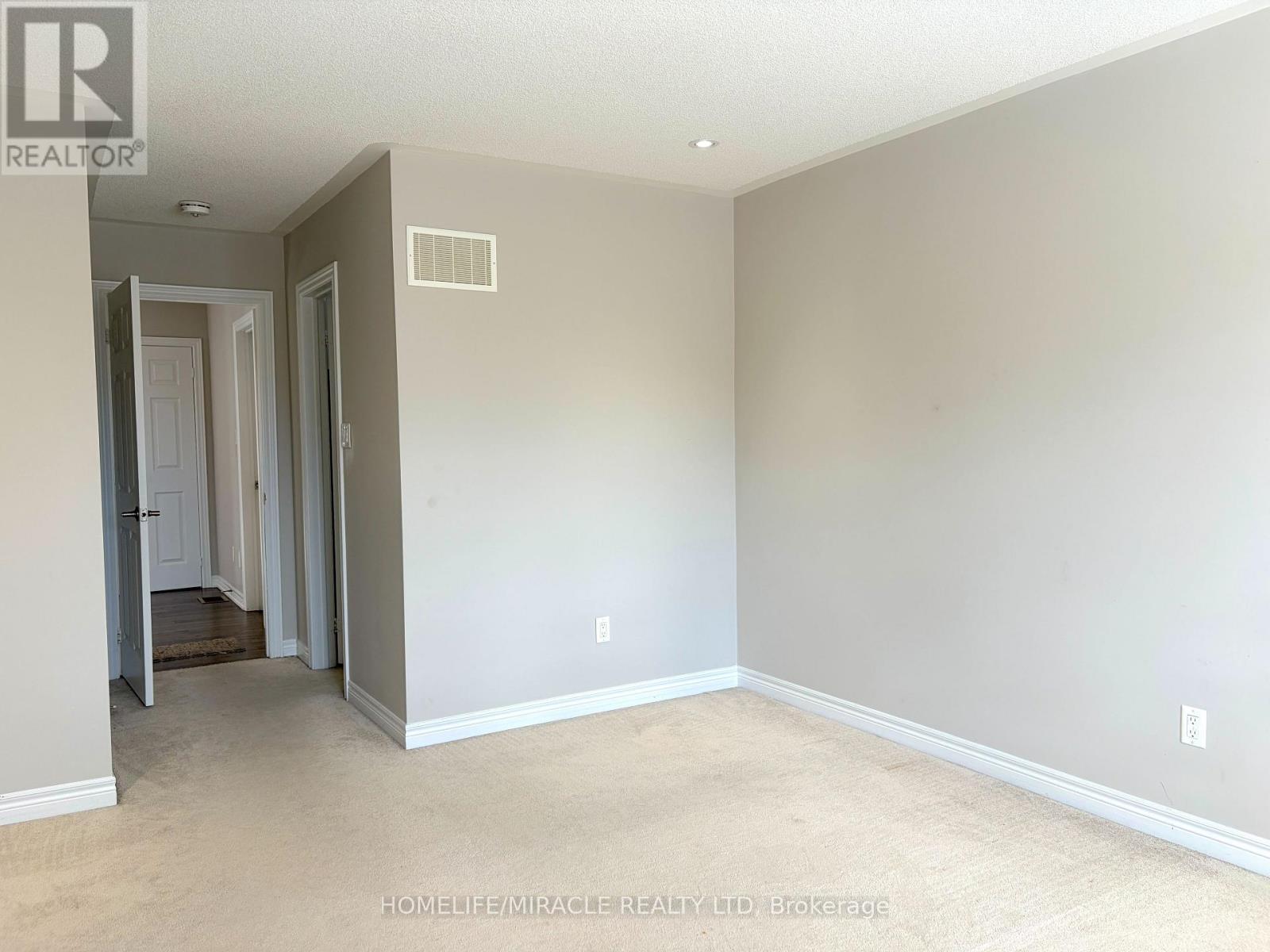 15 Banbridge Crescent, Brampton, Ontario  L6X 5L9 - Photo 12 - W13805762