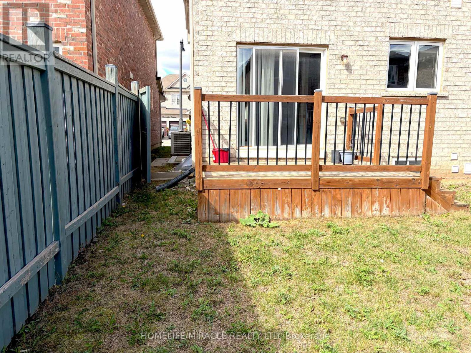 15 Banbridge Crescent, Brampton, Ontario  L6X 5L9 - Photo 17 - W13805762