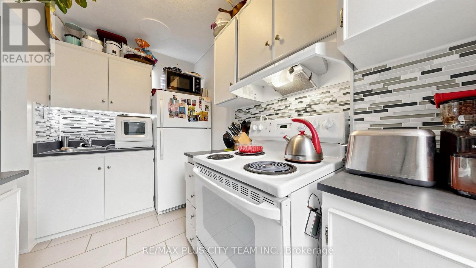 201 Seaton Street, Toronto, Ontario  M5A 2T5 - Photo 39 - C13849994