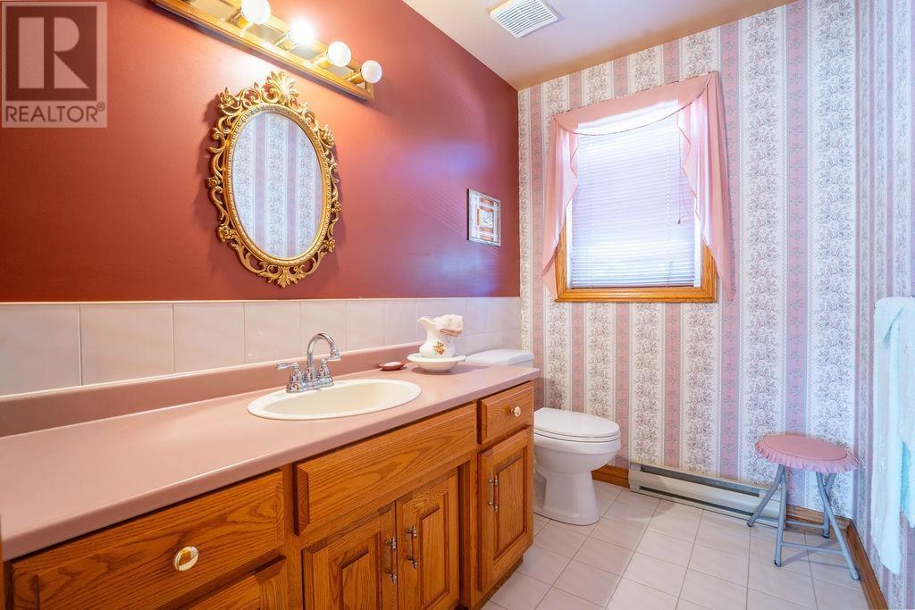 62 Bitonti Cres, Sault Ste. Marie, Ontario  P6C 6A9 - Photo 36 - SM262752