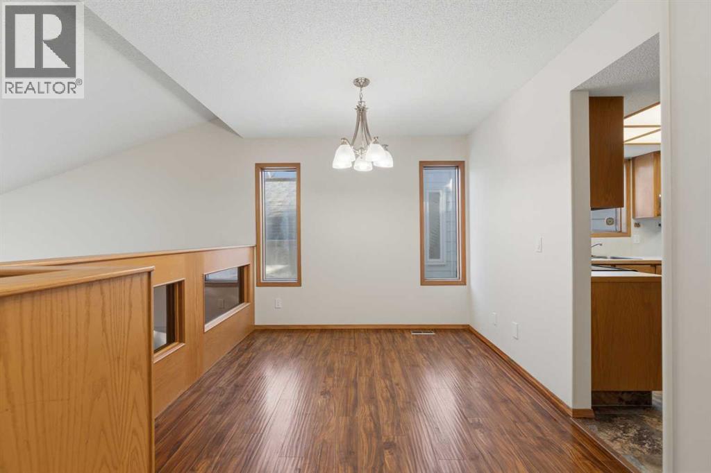 60 Sundown Way SE, Calgary, Alberta  T2X 3B6 - Photo 8 - A2348923