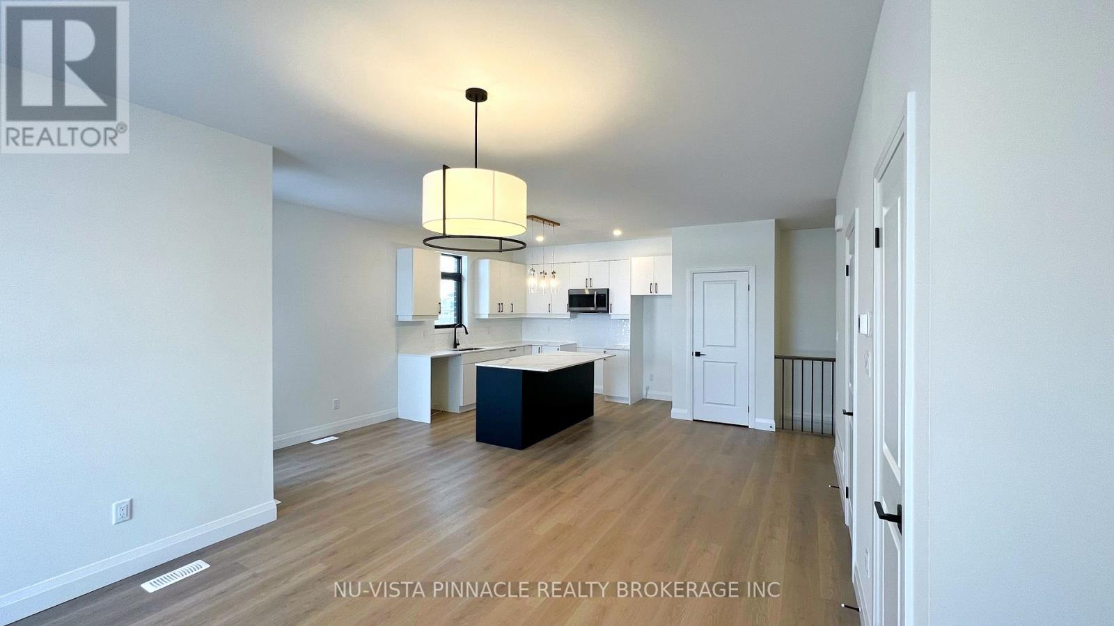 169 - 3900 SAVOY STREET