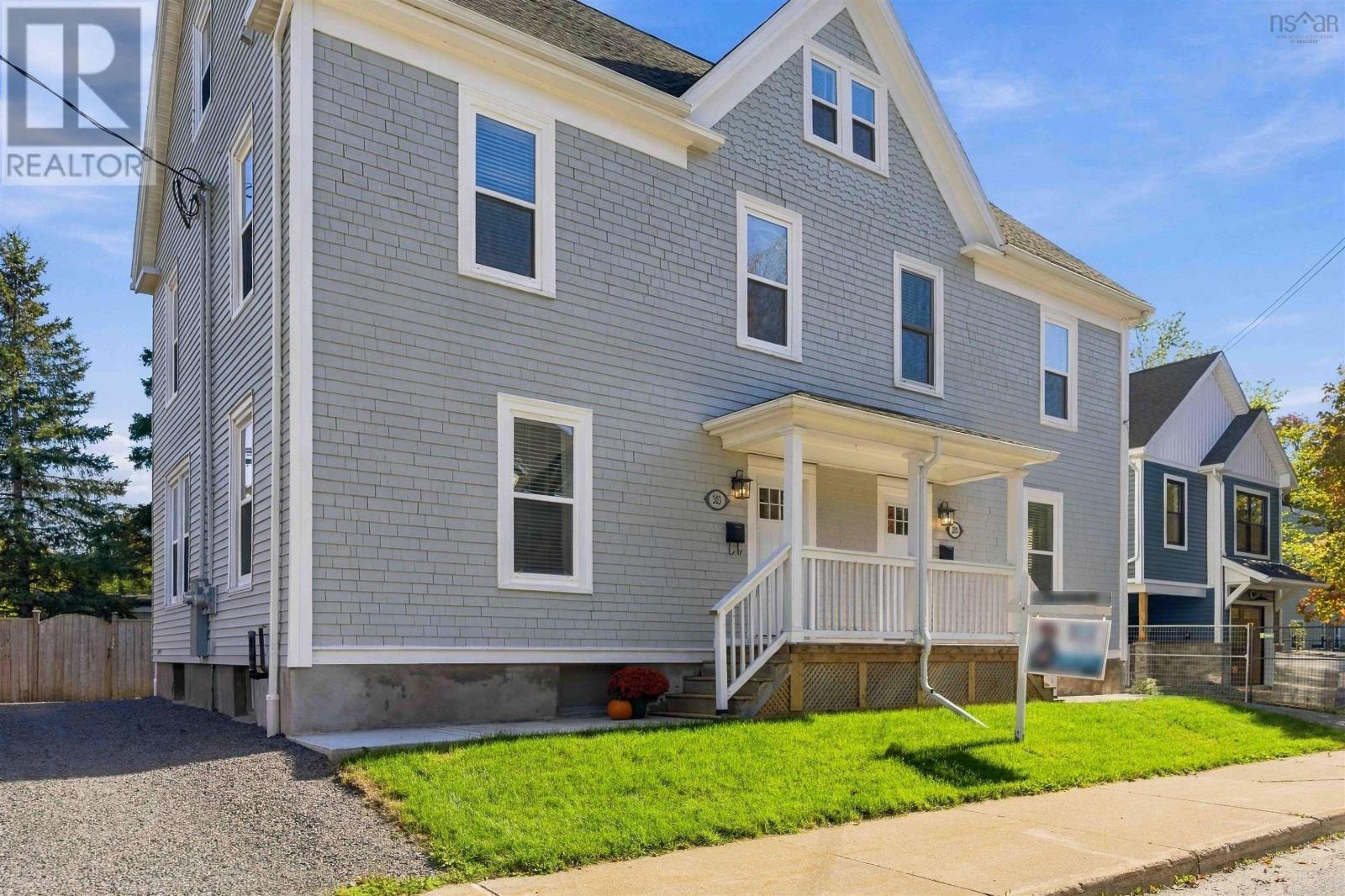 203/205 Gray Street, Windsor, Nova Scotia  B0N 2T0 - Photo 3 - 202625024