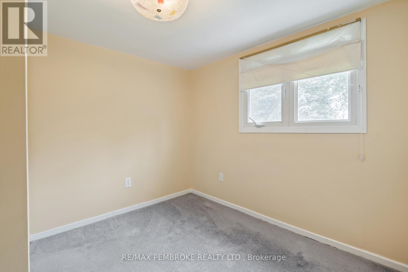 624 Hamilton Street W, Laurentian Valley, Ontario  K8A 6P6 - Photo 21 - X13860796