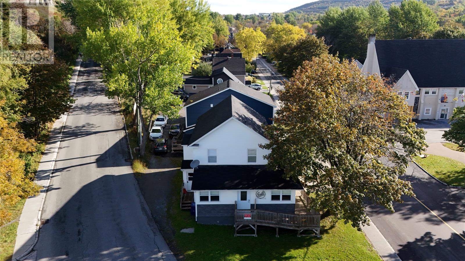 11 East Valley Road, Corner Brook — photo 2