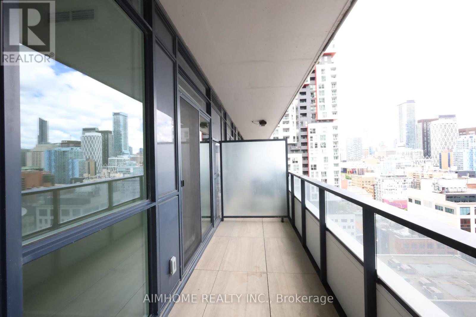 2205 - 38 Widmer Street, Toronto, Ontario  M5V 0P7 - Photo 18 - C13860822