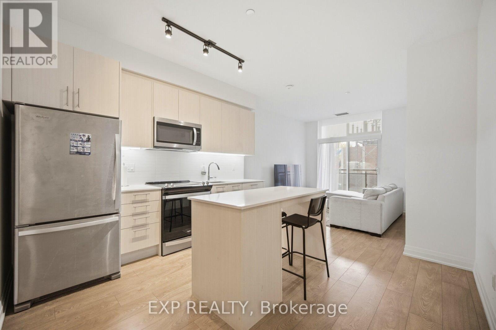 10 - 286 Main Street, Toronto, Ontario  M4C 0B3 - Photo 3 - E13860856