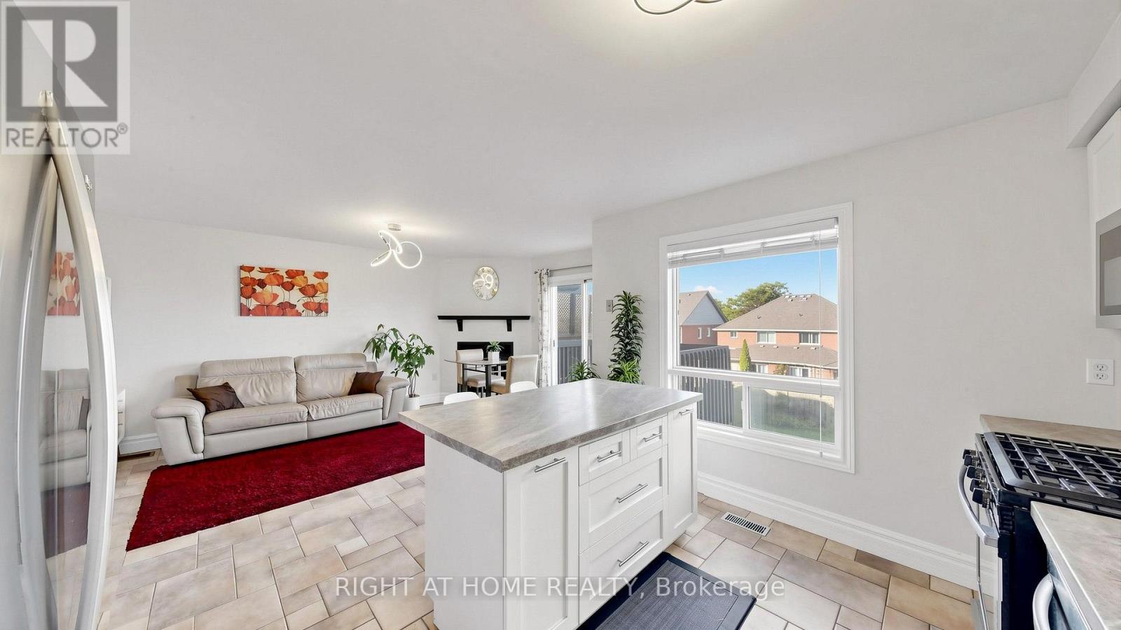 87 Primeau Drive, Aurora, Ontario  L4G 6Z6 - Photo 11 - N13860752
