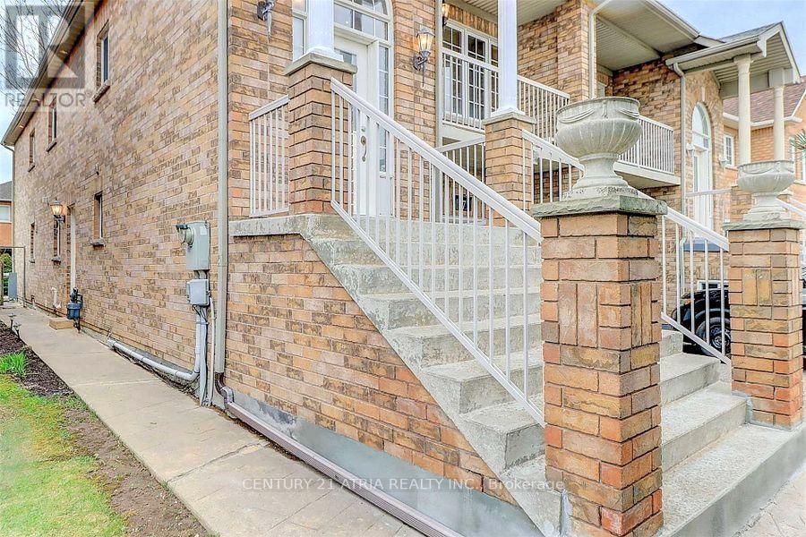 Main - 171 Freemont Street, Vaughan (Patterson), Ontario  L4K 5H6 - Photo 2 - N13860770