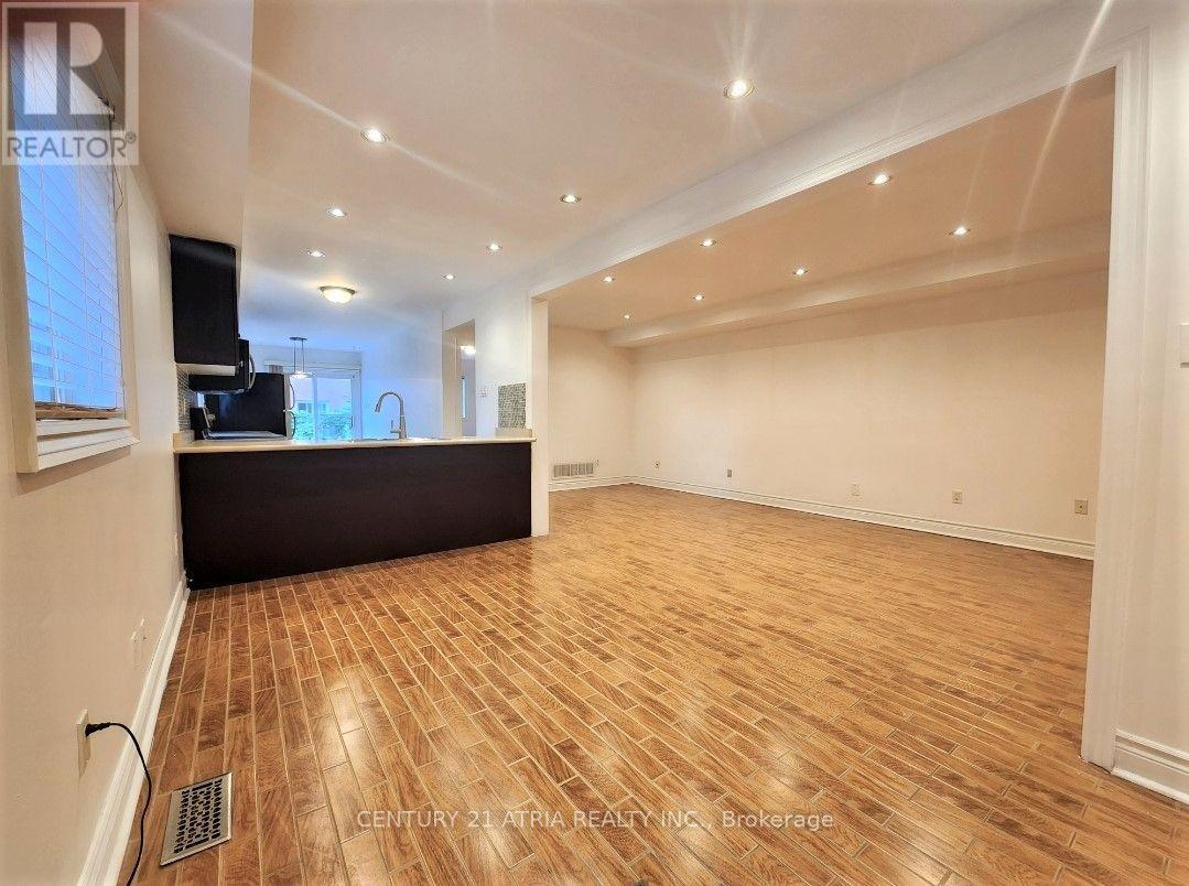 Main - 171 Freemont Street, Vaughan (Patterson), Ontario  L4K 5H6 - Photo 4 - N13860770