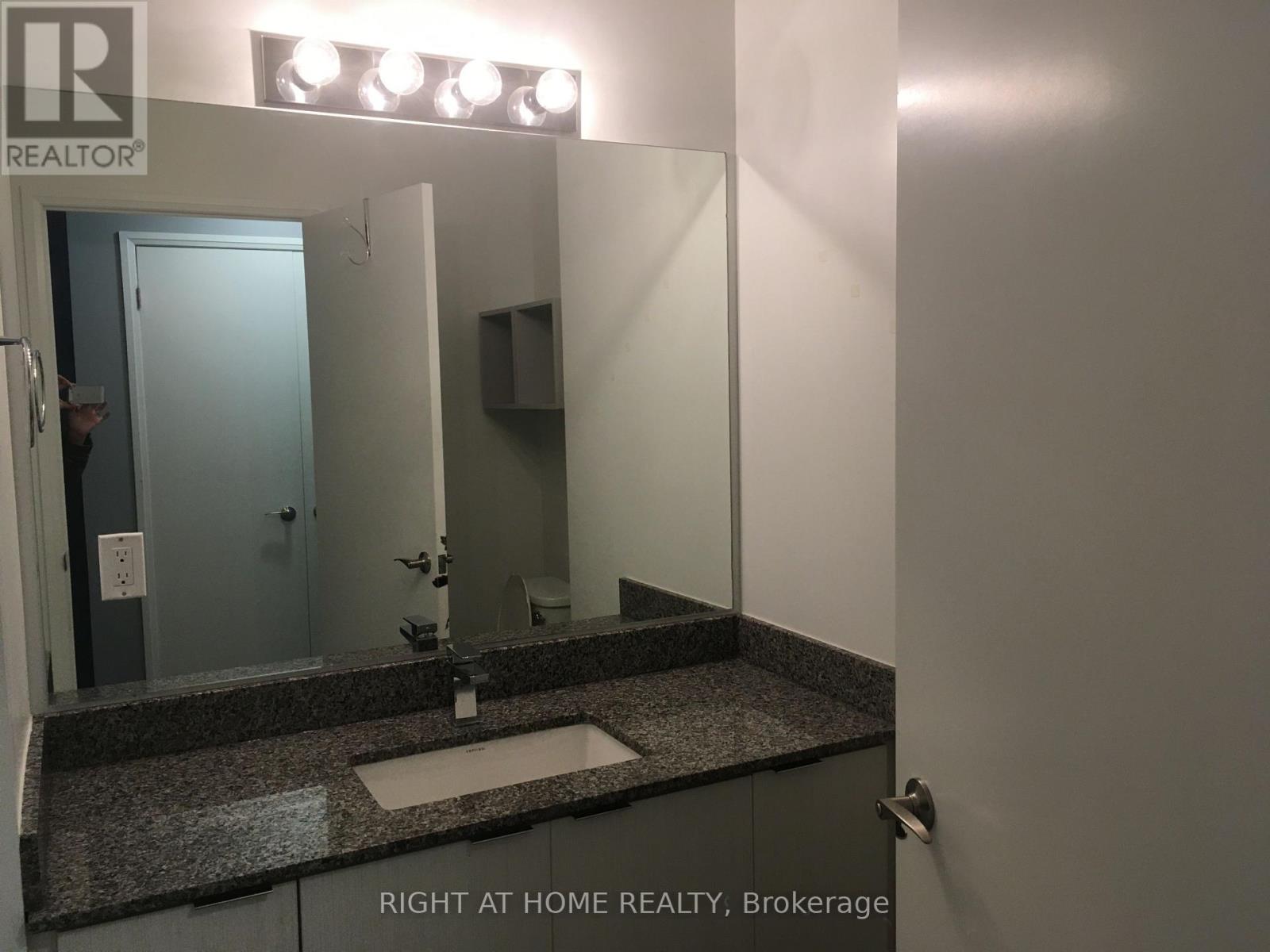 312 - 2910 Highway No, 7 Road W, Vaughan (Concord), Ontario  L4K 0H8 - Photo 15 - N13860812