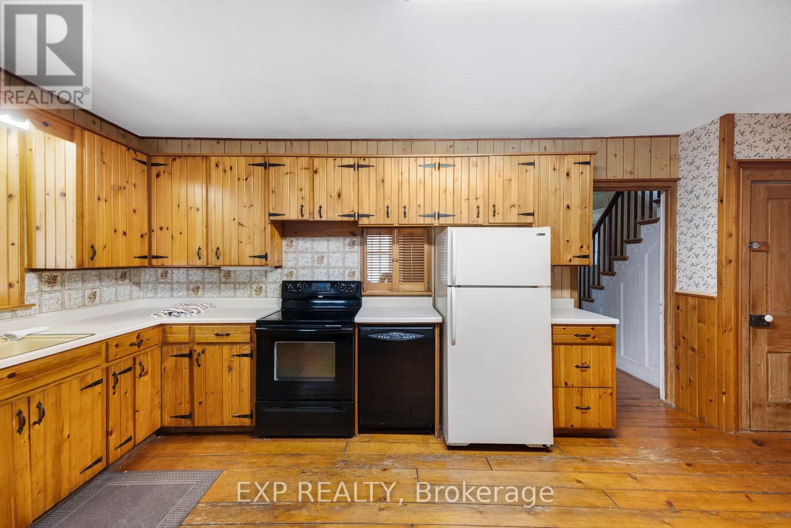 18611 Leslie Street, East Gwillimbury (Sharon), Ontario  L0G 1V0 - Photo 13 - N13860826