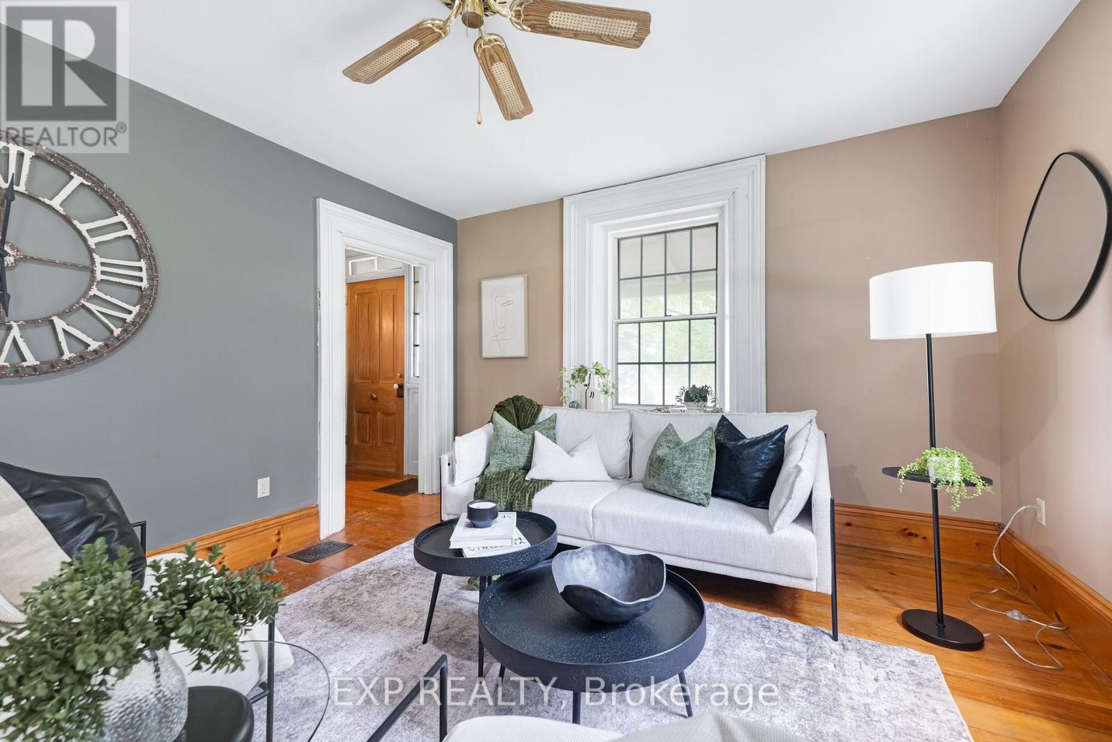 18611 Leslie Street, East Gwillimbury (Sharon), Ontario  L0G 1V0 - Photo 7 - N13860826
