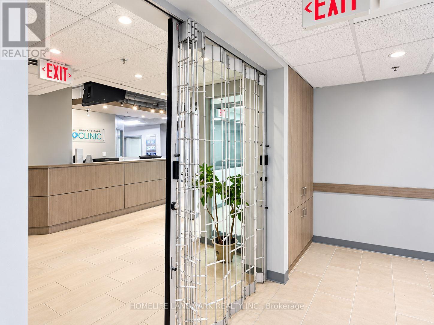 B104 - 7155 Woodbine Avenue, Markham, Ontario  L3R 1A3 - Photo 3 - N13860906