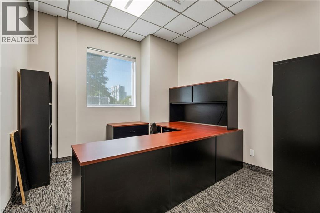 151 York Boulevard Unit# E, Hamilton, Ontario  L8R 3M2 - Photo 8 - 40867447