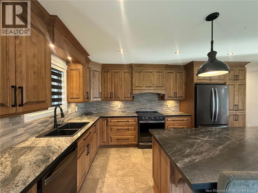 63 Premiere Avenue, Sainte-Anne-De-Madawaska, New Brunswick  E7E 1J9 - Photo 7 - NB149020