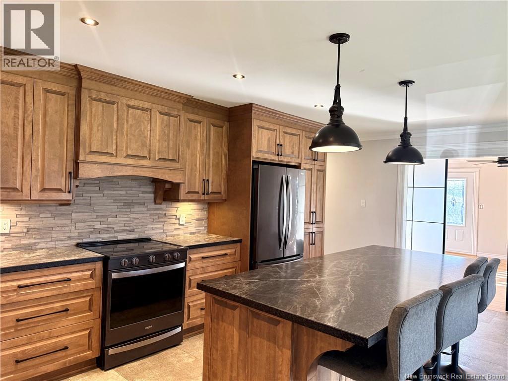 63 Premiere Avenue, Sainte-Anne-De-Madawaska, New Brunswick  E7E 1J9 - Photo 4 - NB149020