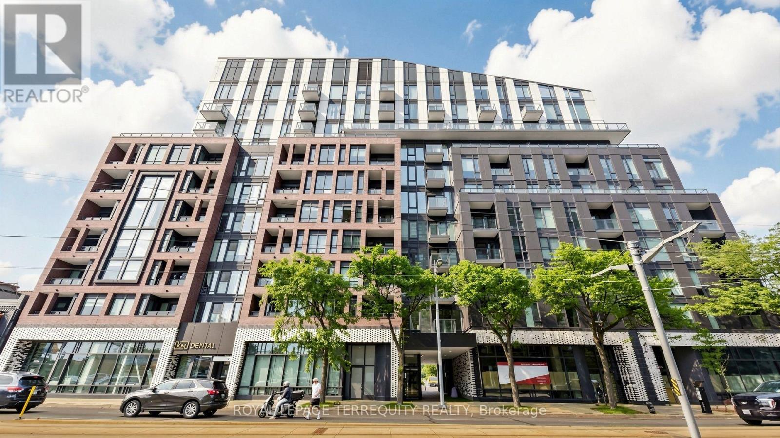 417 - 1808 St Clair Avenue W, Toronto, Ontario  M6N 0C1 - Photo 2 - W13860762